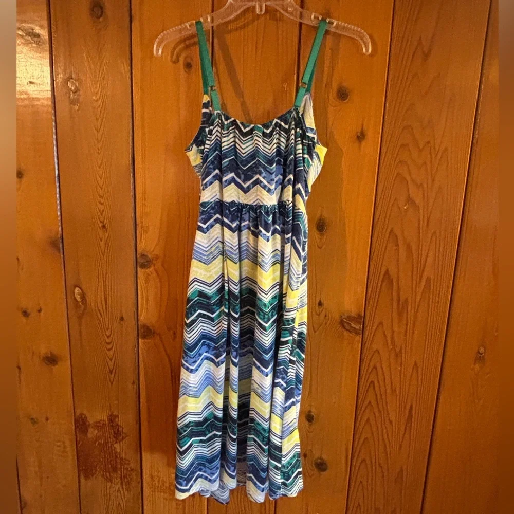 Carly St. Claire multi colored sundress with adjustable straps - Picture 5 of 6